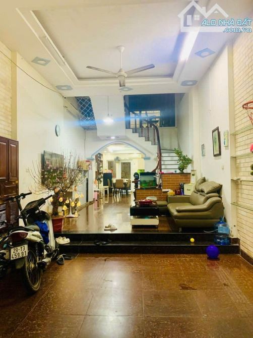 Hiếm! Nguyễn Khuyến, Văn Quán, DT 90m2*5 tầng, vỉa hè rộng, kinh doanh, nhỉnh 19 tỷ - 2