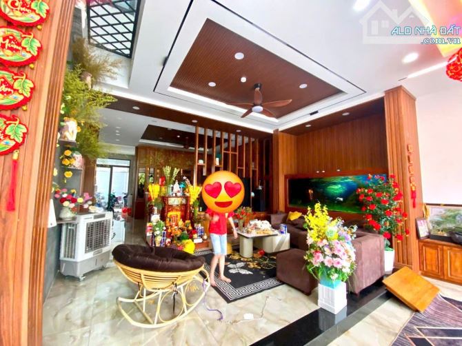 CĂN HỘ DỊCH VỤ CAO CẤP, 4 TẦNG BTCT SANG TRỌNG KHOÁ TỪ,  MT ĐƯỜNG NHỰA TÂN XUÂN,  14 TỶ - 2