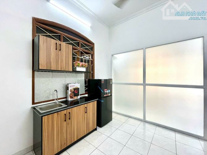 Siêu phẩm 12 phòng CHDV P7 Bình Thạnh-giáp Phan Đăng Lưu-Hoàng Hoa Thám - CN 95m2- 11,6 tỷ - 2
