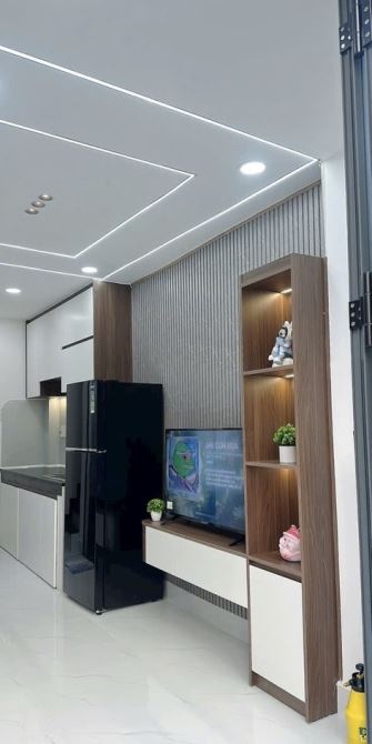 🏡🔥HÀNG XANH🔥- N.H.À ĐẸP 5 TẦNG BTCT - NGANG 4M - 💥VUÔNG VỨC💥- 3PN 4WC - CHỈ HƠN 4 TỶ. - 2