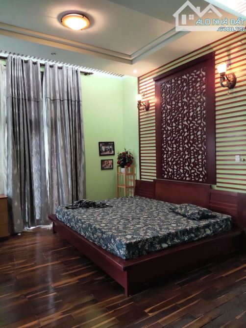 Giảm 20 tỷ bán toà nhà góc 2 MT ngay Phan Đăng Lưu - 12x22m Hầm 6 tầng HĐT 360tr giá 99 tỷ - 2