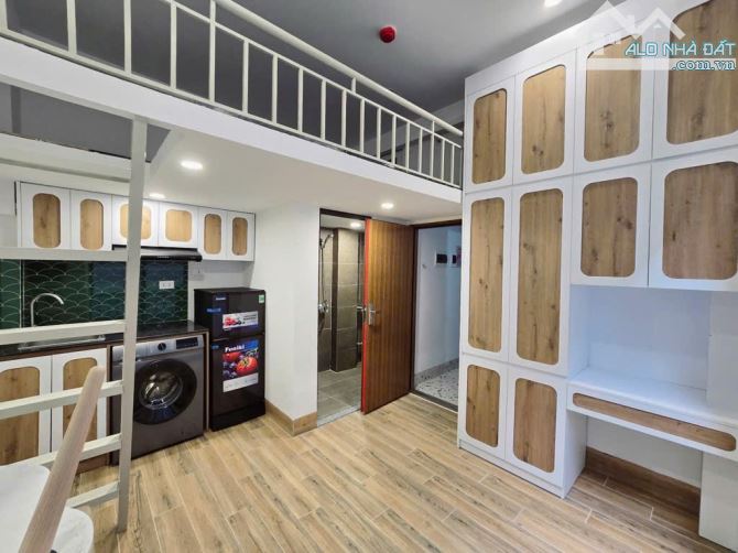 BÁN CĂN HỘ DỊCH VỤ TẠI PHỐ HOA BẰNG! 65M2, 15 PHÒNG KHÉP KÍN, DÒNG TIỀN HÀNG THÁNG 90 TRIỆ - 2