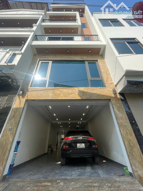 B.Á.N NHÀ NGỌC THUỴ - LONG BIÊN - PHÂN LÔ - Ô TÔ TRÁNH - H. ĐÔNG NAM - 12,5 TỶ - 2
