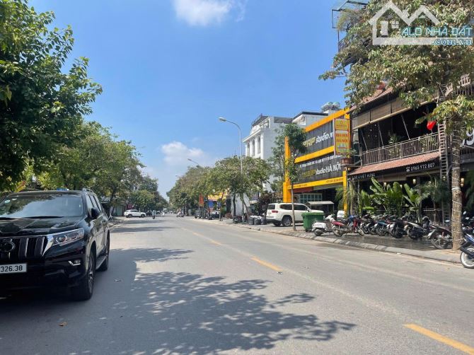 BÁN ĐẤT NỀN PHÂN LÔ KĐT HUD4 THANH HOÁ. CÁCH BIỂN 1KM. DT 112m2*MT 5m* GIÁ 2.464 TỶ BAO PH - 2
