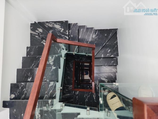 SIÊU PHẨM NGUYỄN VĂN LINH VỈA HÈ ÔTÔ TRÁNH KINH DOANH ĐỈNH 75M-7T-7MT.14.5TỶ LÔ GÓC - 2