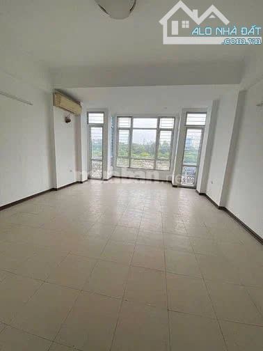 35TR/THÁNG! MẶT PHỐ QUAN HOA 50M2, 6 TẦNG, MT5M. THÔNG SÀN – THANG MÁY. - 2