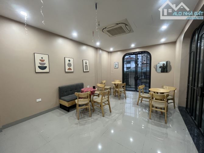 Siêu phẩm 6 tầng thang máy,lô góc 3 mặt đường,MT 20m,gần hồ Linh Đàm,KD đỉnh cao, 52.5 tỷ - 2