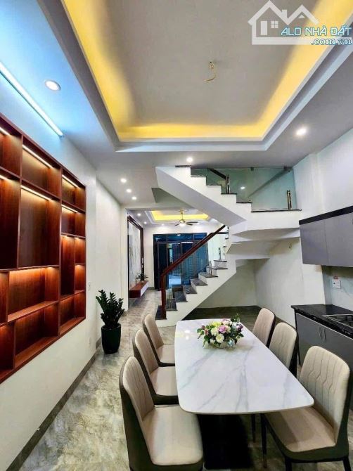 Bán nhà 3 tầng xây mới Tô hiến thành - 3
