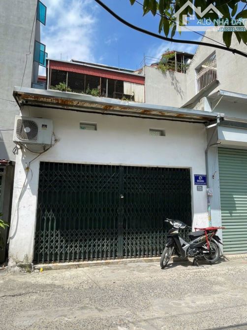 BÁN NHÀ C4 SỞ THƯỢNG Ô TÔ TRÁNH . MT 5 M . DT 83 M . - 3
