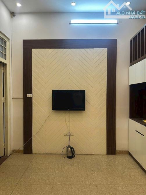 BÁN NHÀ Ngõ Giáp nhất - Thanh Xuân - ô tô vào DT 51m - 5 Tầng - MT 5,3m - Gia 10,99 tỷ - 3