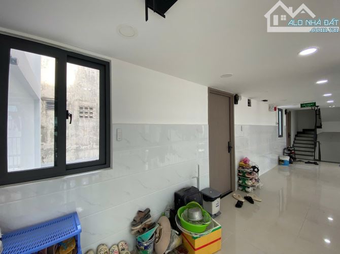 Bán tòa CHDV 33 Phòng - HĐT 120tr/th, ngang 14,5m CN 173m2 - Lê Quang Định, P11- Giá 22,tỷ - 3