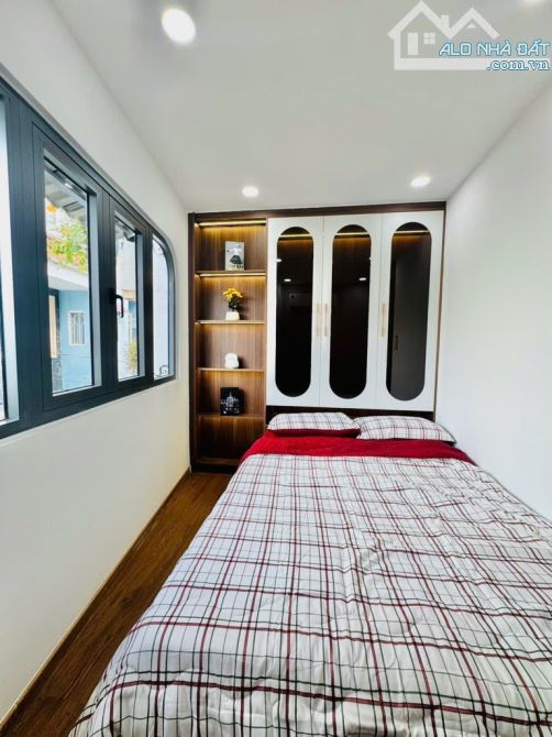 🏡🔥HÀNG XANH🔥- N.H.À ĐẸP 5 TẦNG BTCT - NGANG 4M - 💥VUÔNG VỨC💥- 3PN 4WC - CHỈ HƠN 4 TỶ. - 3