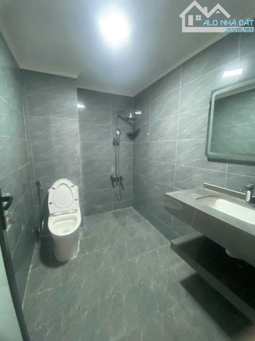 💥BÁN NHÀ 4 TẦNG PHÂN LÔ_VỈA HÈ OTO TRÁNH_Ở & KINH DOANH VĂN PHÒNG, SPA CỰC ĐẸP - 3