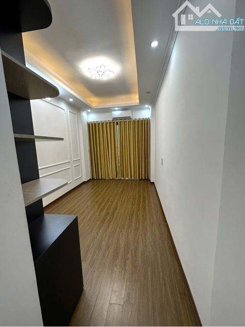 BÁN NHÀ 5 TẦNG NGÕ 58 NGUYỄN KHÁNH TOÀN 30M2 MT3,1M NHÀ MỚI NGÕ RỘNG GẦN PHỐ GIÁ 6,2 TỶ - 3