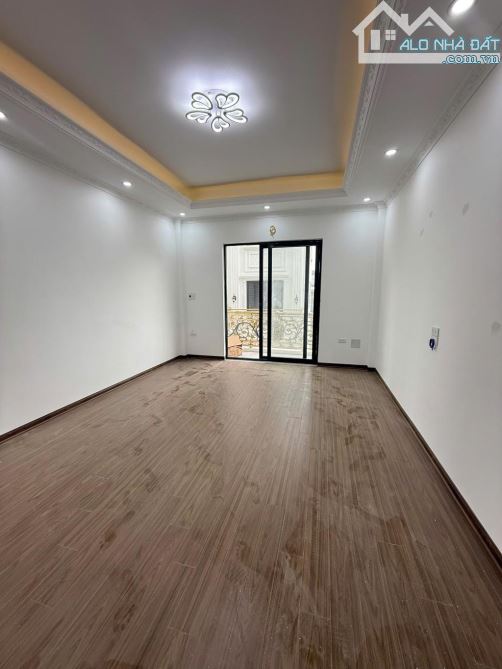 Nhà Quận Hoàng Mai ô tô thang máy kinh doanh - 4