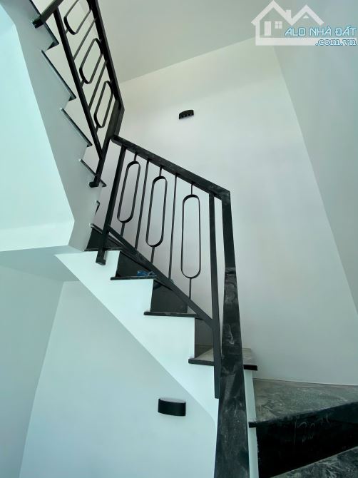 PHÚ NHUẬN - HẺM XE HƠI PHAN ĐĂNG LƯU - 50M23 TẦNG BTCT - SỔ ĐẸP NỞ HẬU - 5 TY - 4