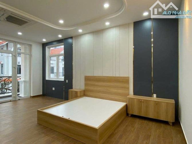 BÁN BIỆT THỰ KHU HIMLAM QUẬN 7,10M x 20M,KHU DÂN TRÍ CAO,AN NINH,BẢO VỆ 24/24 - 4