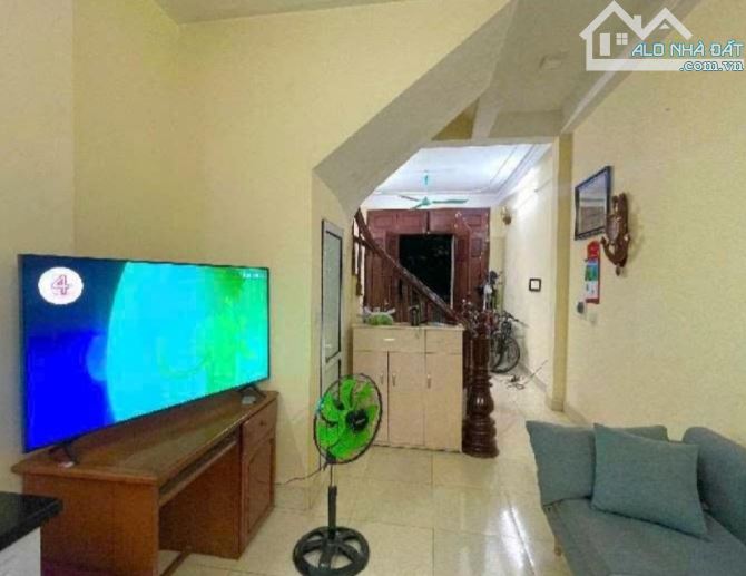 + NHÀ ĐẸP Ỷ LA DƯƠNG NỘI _ 46M2 ×5 TẦNG _DÂN XÂY  + VỊ TRÍ   ngõ nông , thông _ gần chợ dâ - 4