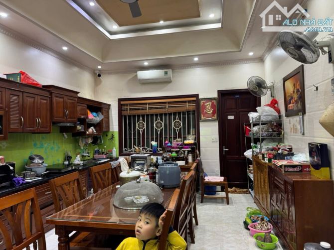 Biệt thự 600mx 4 tầng Ngô Gia Tự Văn Cao - 4