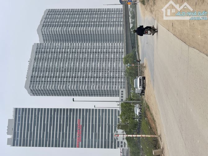 Ngọc Giang _Vĩnh Ngọc _Đông Anh_ 190 m2 đất full thổ cư .Ô tô tải vào đất . - 4