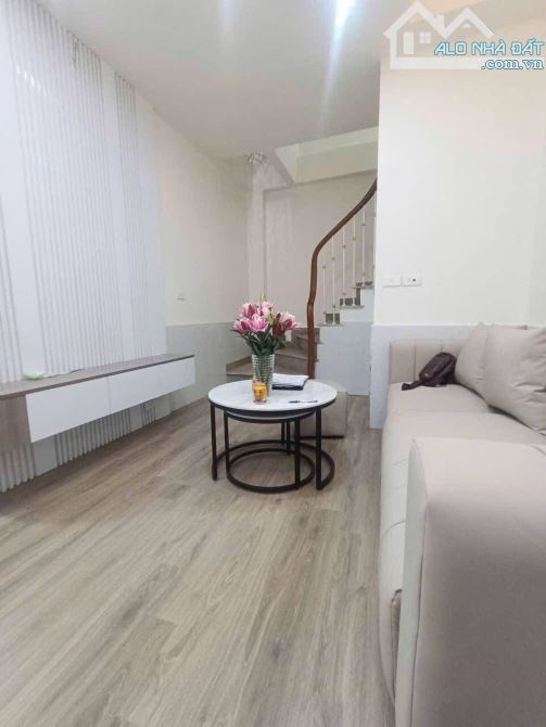 Bán nhà Nhân Hoà, Thanh Xuân, full nội thất, 5 tầng, 3 ngủ, chỉ 4.5 tỷ - 4