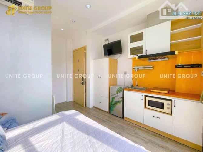 Phòng trọ thang máy, ban công, bếp có máy hút mùi Nguyễn Xí Gần ĐH Văn Lang cơ sở  3 - 5