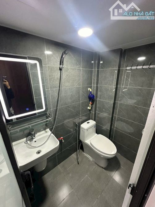 BÁN CCMNI XÂY MƠI , NHỈNH 8 TỶ FULL NỘI THẤT , 1 NHÀ RA NGÕ Ô TÔ ,DÒNG TIỀN ỔN ĐỊNH. - 5