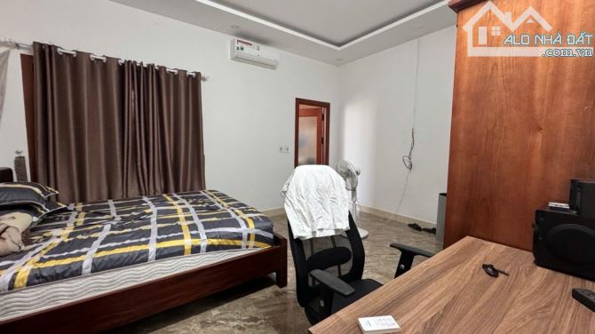 Bán nhà mặt tiền Nguyễn xí vị trí đẹp VIP khu dân cư đông đúc đầy đủ công năng - 5