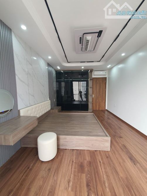 🏡 Bồ Đề, Long Biên, 50m2 x 4 tầng, Ô tô, Nhà mới, Gần hồ, 12 tỷ - 5