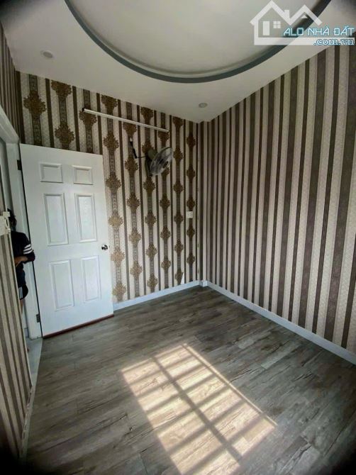 BÁN NHÀ 4 TẦNG - 4.85 TỶ- NỞ HẬU - ĐƯỜNG TẠ QUANG BỬU PHƯỜNG 4 QUẬN 8 - 5