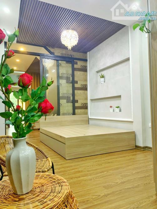 BÁN NHÀ ĐẸP NGUYỄN VĂN CỪ – DÂN XÂY – 52M2 – 5 TẦNG – Ô TÔ – 2 MẶT THOÁNG – CHỈ 10.5 TỶ - 5