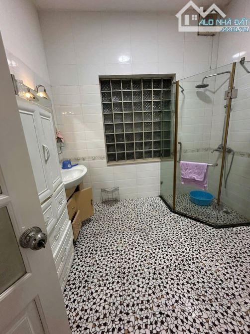 BÁN NHÀ Ngõ Giáp nhất - Thanh Xuân - ô tô vào DT 51m - 5 Tầng - MT 5,3m - Gia 10,99 tỷ - 6