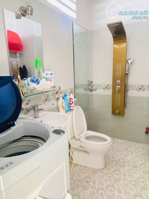 75M2 (4,3Mx17M) 3 Tầng , VP công ty, an sinh đỉnh, nhà Tân Hải, gần Etown nhỉnh 10 Tỷ - 6