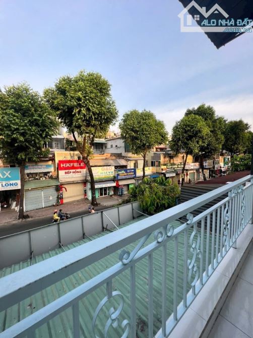 Nhà 2 mặt tiền Nguyễn Kiệm vs Nguyễn Văn Công, 3 tầng 45m2, nhỉnh 7 tỷ - 6