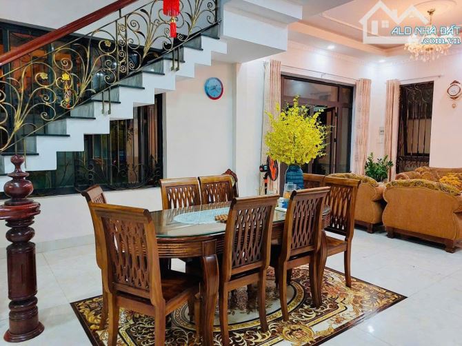 Bán biệt thự Phước Hải giảm mạnh 1 tỉ chỉ còn 16,5 tỉ - 7