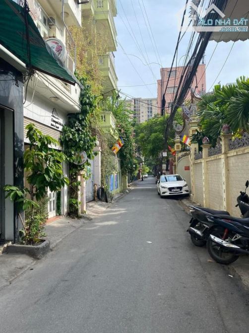 TT ĐỐNG ĐA, HAI MẶT NGÕ Ô TÔ, MẶT NÀO CŨNG LÀ MẶT CHÍNH, XÂY GÌ CŨNG ĐẸP, NHANH THÌ CÒN - 7