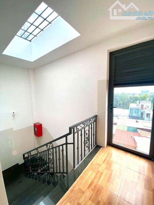 CĂN HỘ DỊCH VỤ CAO CẤP, 4 TẦNG BTCT SANG TRỌNG KHOÁ TỪ,  MT ĐƯỜNG NHỰA TÂN XUÂN,  14 TỶ - 7