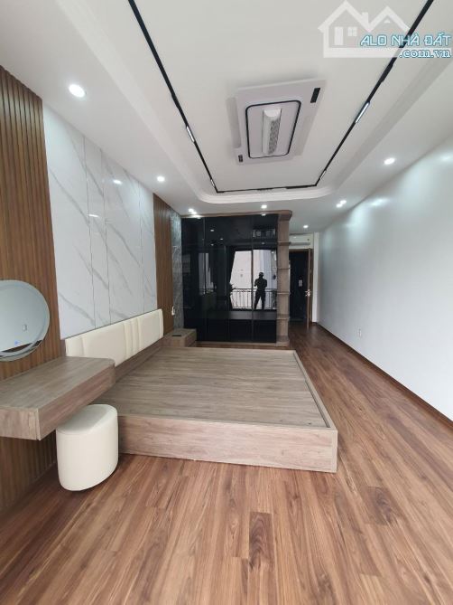 🏡 Bồ Đề, Long Biên, 50m2 x 4 tầng, Ô tô, Nhà mới, Gần hồ, 12 tỷ - 7