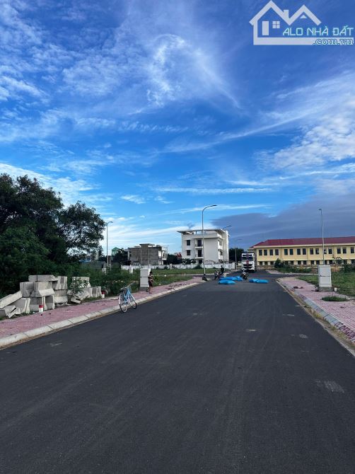 Đất Đấu Giá Khu Dân Cư Phía Bắc LK UBND Phú Thạnh, gần trường học, chợ, sân bay, cầu vượt - 7
