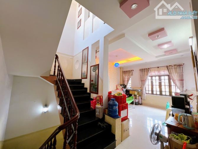 Biệt thự mái thái sân vườn tuyệt đẹp vị trí 2 Nguyễn Ái Quốc - 7