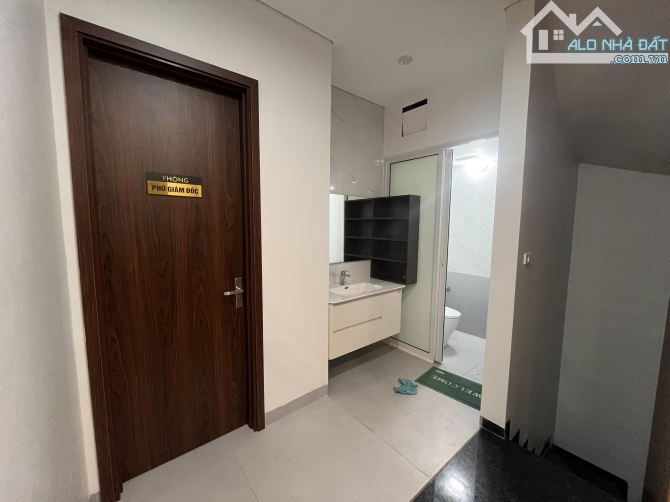 Siêu phẩm 6 tầng thang máy,lô góc 3 mặt đường,MT 20m,gần hồ Linh Đàm,KD đỉnh cao, 52.5 tỷ - 9
