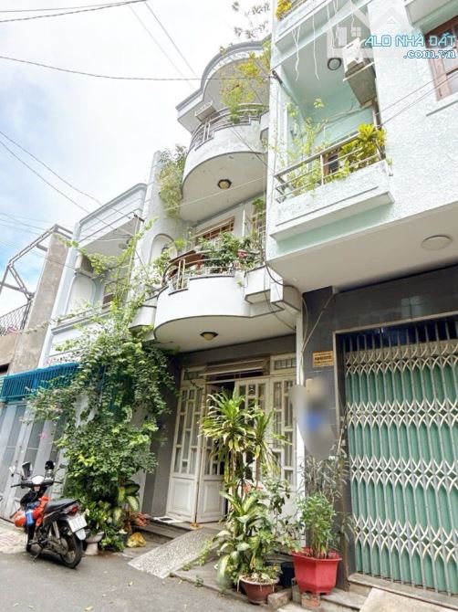 Bán nhà Gò Dầu khu Víp Tân Sơn Nhì- Hxh thông- DT 4x15m(60m2)- 3 tầng