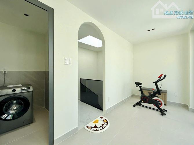 Nhà Đẹp - HXH Phạm Văn Chiêu, Gò Vấp - Trệt, Lửng, 2 Lầu, Sân Thượng - 4,5x11m - 6,990 tỷ