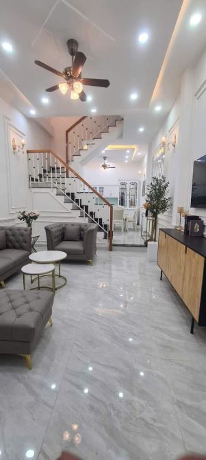 Nhà 5 tầng hẻm 12m đường HÀ HUY GIÁP phường THẠNH LỘC q12,dt 63m²(4m x17m)💰5,65 tỷ