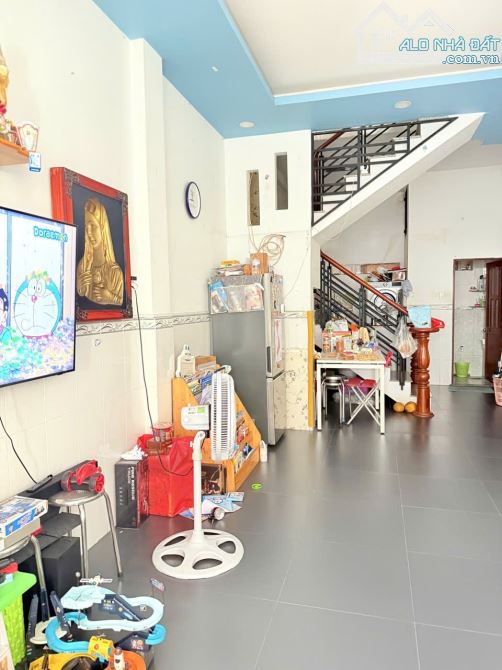 4.95 TỶ - NHÀ 2 TẦNG ĐẸP NGUYỄN NGỌC NHỰT, TÂN PHÚ - 53M2 - 4 X 14M - HẺM XE HƠI - SỔ