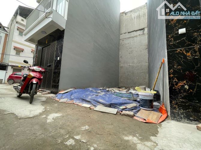 Bán đất Đông Ngạc, Bắc Từ Liêm, 32m2, mặt tiền 3.8m, giá 5.7 tỷ. Ô tô đỗ
