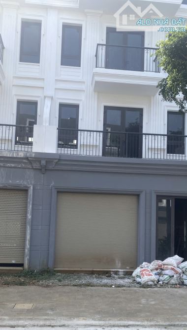 Chủ thật sự ngợp cần bán 6x20m chỉ 5,2tỷ