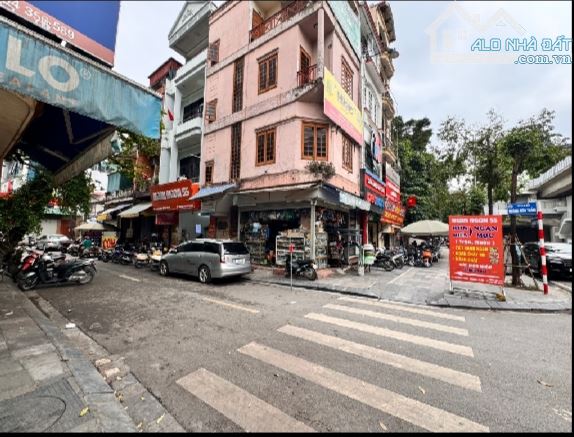 🏡 NHÀ MẶT PHỐ -   QUANG TRUNG  _ HÀ ĐÔNG   75 M 4 TẦNG  KINH SẦM UẤT GIÁ PHÂN LÔ .