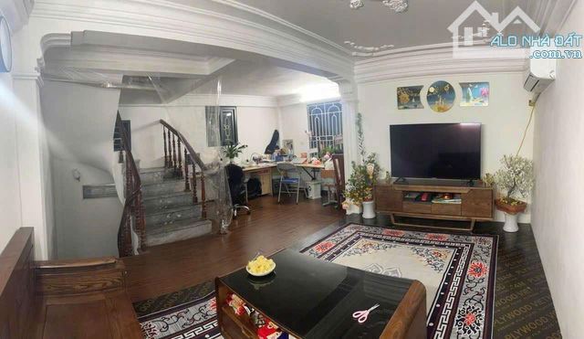 NHÀ MINH KHAI - GẦN PHỐ - NGÕ RỘNG - TIỆN ÍCH TIME CITY - 35M2 - 5 TẦNG - 7.6 TỶ