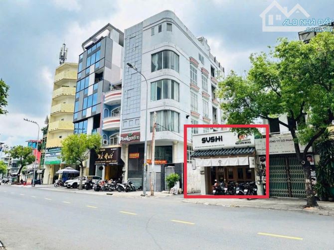 Bao Rẻ nhất thị trường, Mặt tiền Trần Quang Khải, Q1. DT = 8x36m = 300m2 Chỉ 350tr/1m2